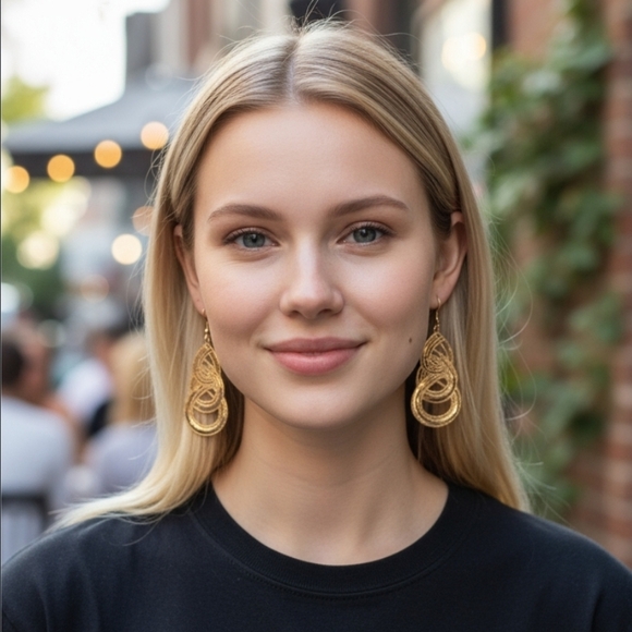 Jewelry - Bay Studio gold ring drop earrings. ✨️